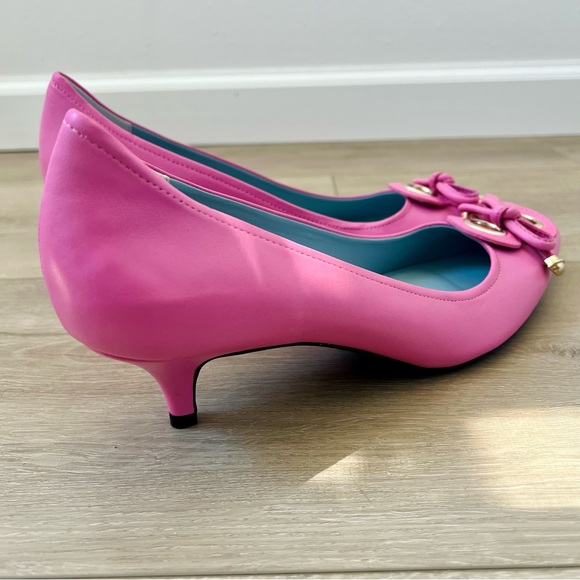 NWOT Francis Valentine Pink Kitten Heel with Gold Bow Size 8 - Picture 4 of 8